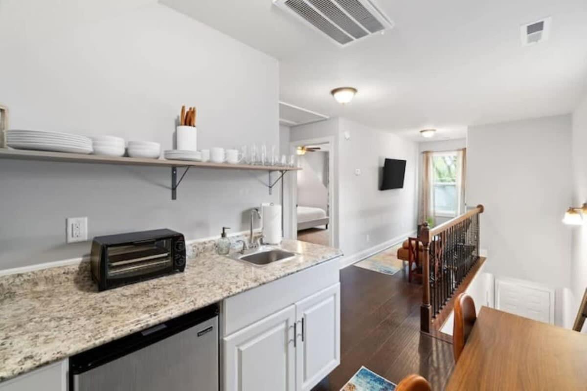 Ferienwohnung The Campbell Carriage House Clarksville Exterior foto